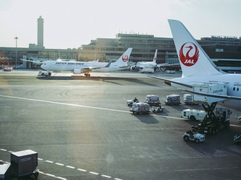 日本成田機(jī)場(chǎng)ANA中日航班地勤